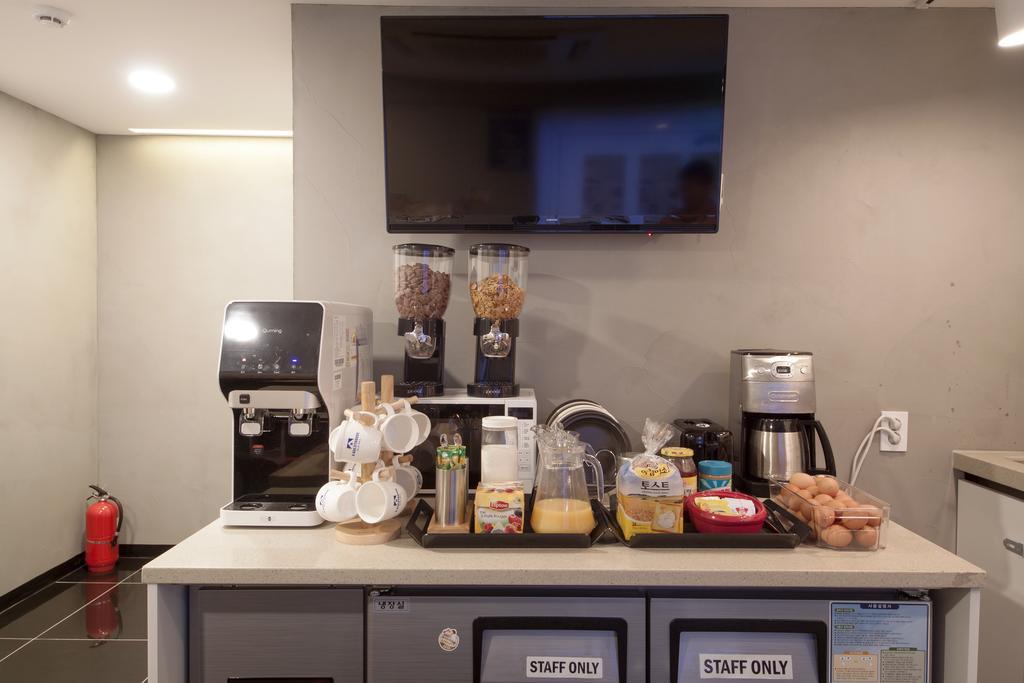 K-Guesthouse Dongdaemun 5 Сеул Экстерьер фото